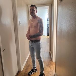 Meet your Posher, Echemendia